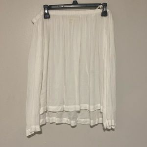 Anthropologie Cloth & Stone Lightweight Off Shoulder White Blouse - Size S